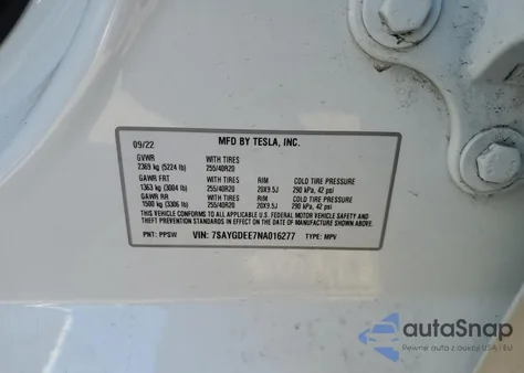 2022 Tesla Model Y z USA, uszkodzony, nr VIN 7SAYGDEE7NA016277